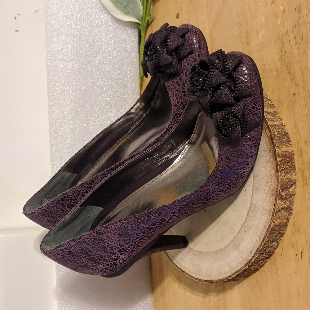 Kenneth Cole Reaction Street Chic Purple Leather Heels Ladies Size 7